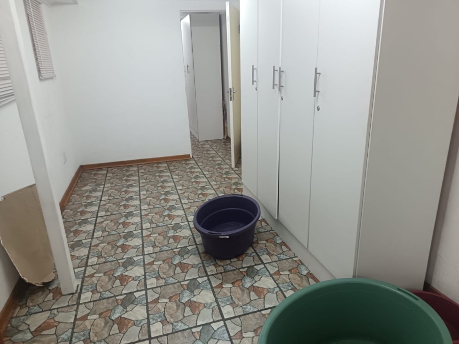 5 Bedroom Property for Sale in Royldene Northern Cape